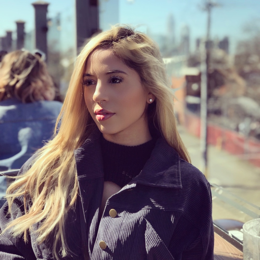 Meet your Posher, Jackie